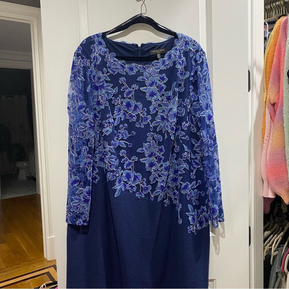 Tadashi shoji too size 22q dress. Worn twice